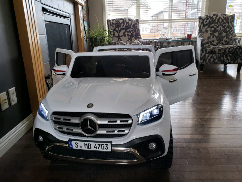 Licensed Mercedes-Benz X-Class 4WD (White)